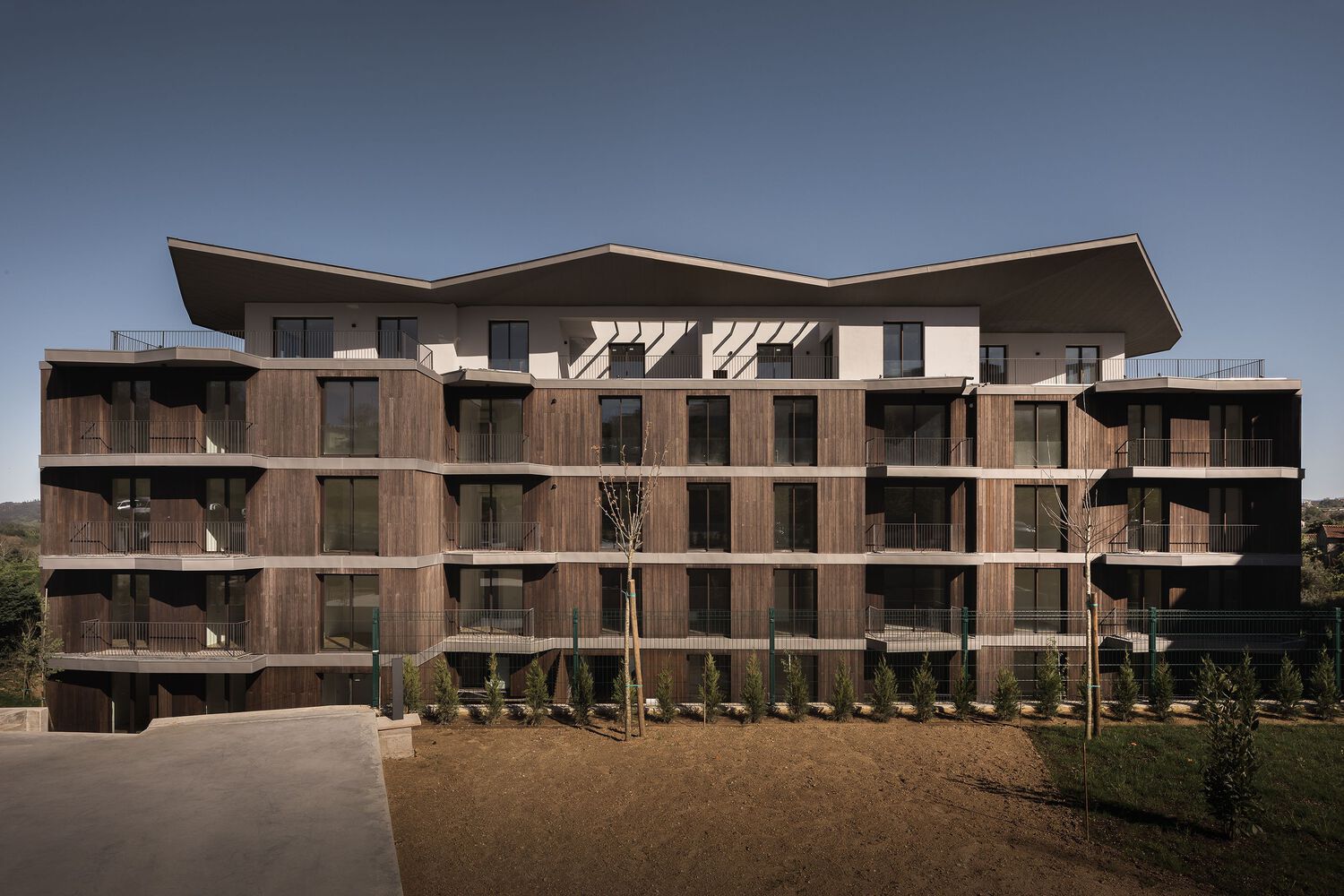 riverside condominium mjarc arquitects 2