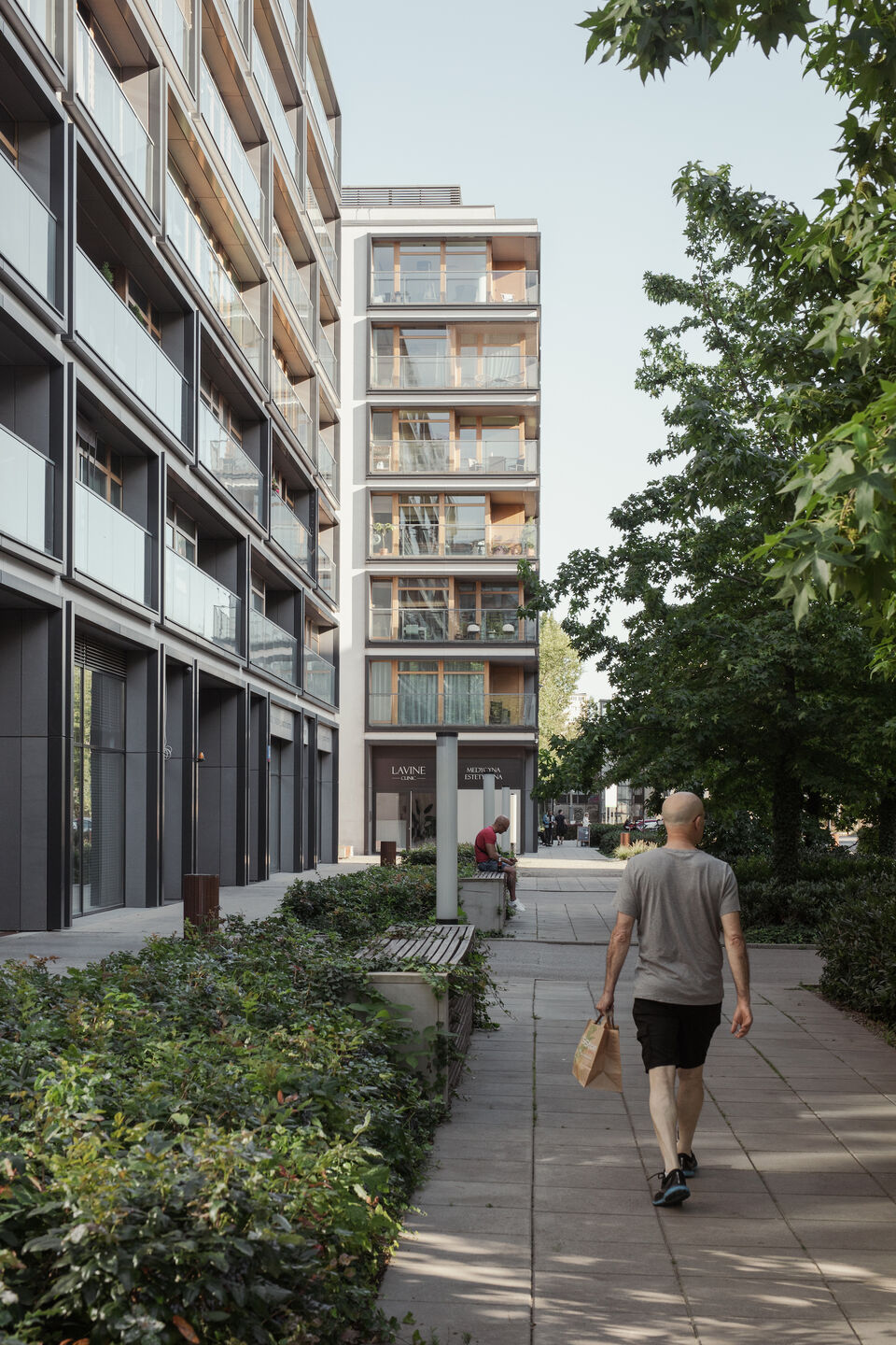 საცხოვრებელი უბანი თბილისში - სურათი