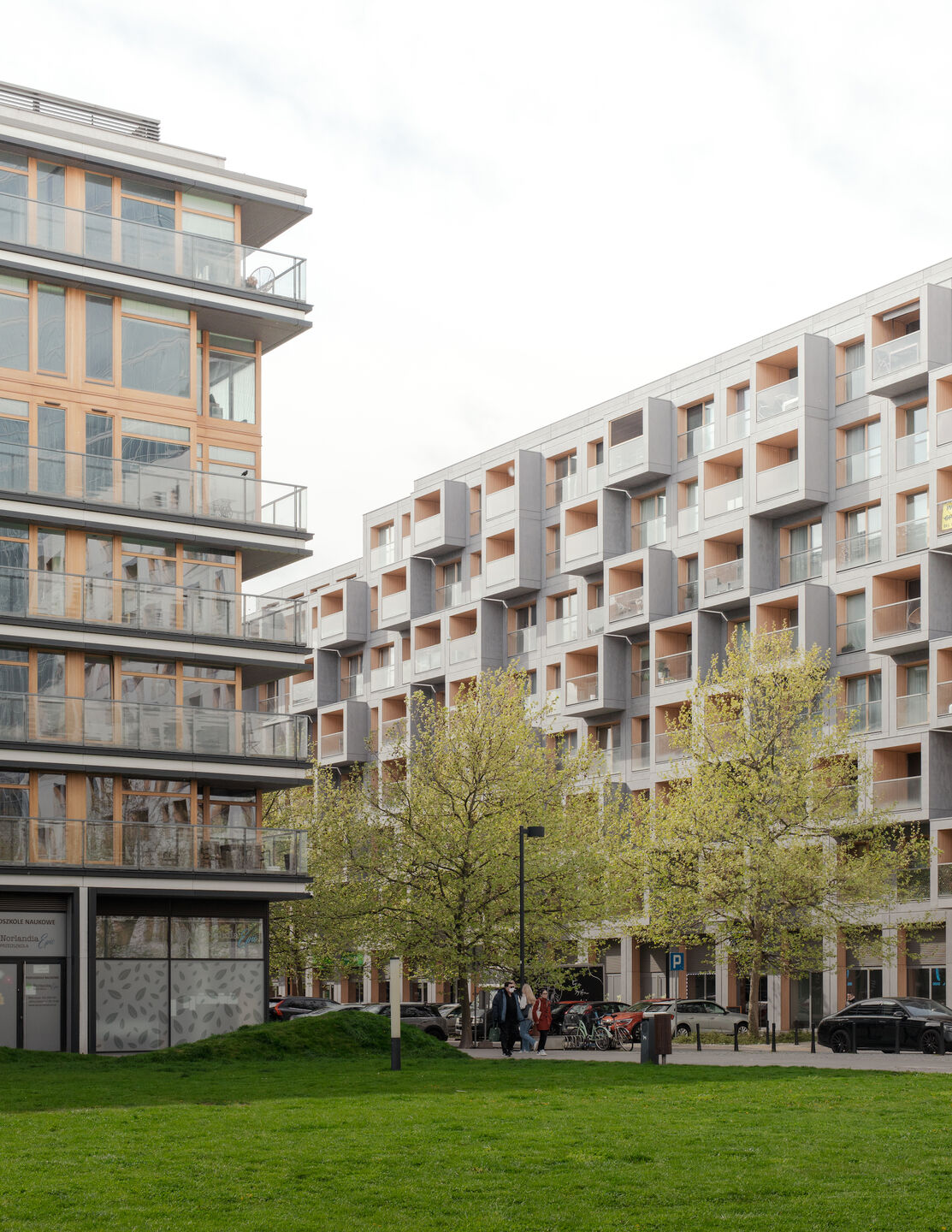 საცხოვრებელი უბანი თბილისში - სურათი