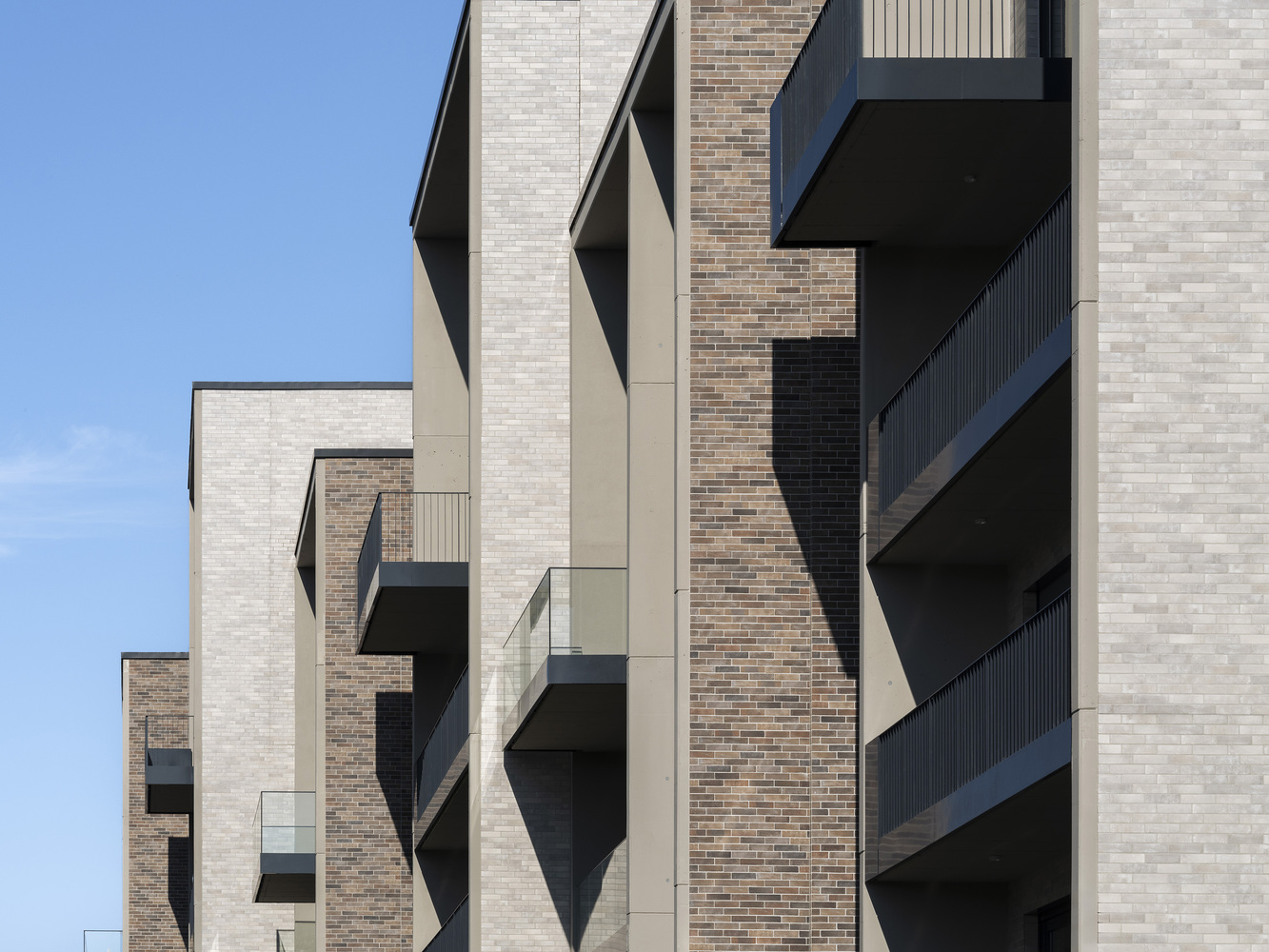 lake 11 home and park coldefy 14