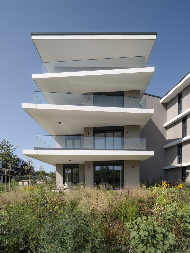 lake 11 home and park coldefy 3