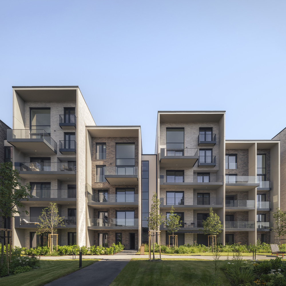 lake 11 home and park coldefy 12